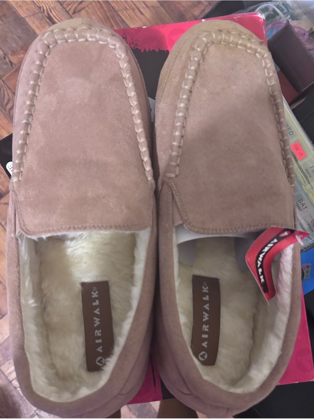 Airwalk Men’s Tan Suede Fleece-Lined Moccasin Slippers